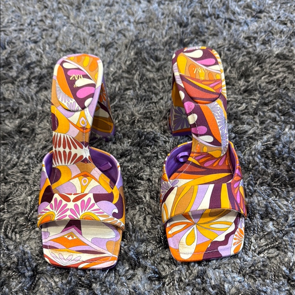 Zara Orange and Purple Heels with Bold Design